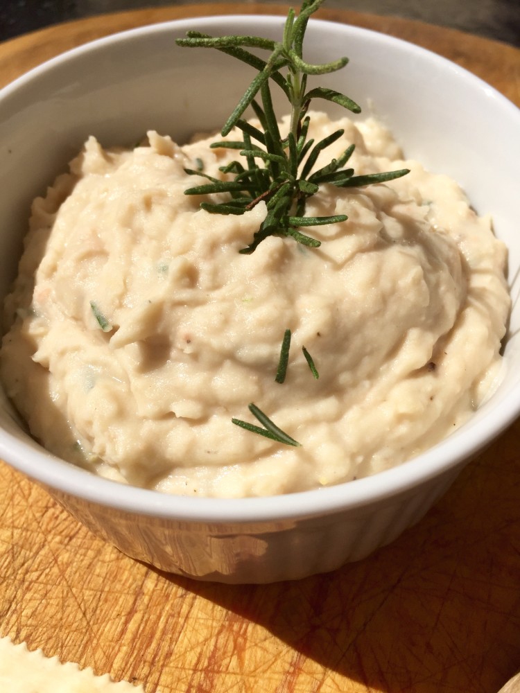 Lemon Rosemary White Bean Dip