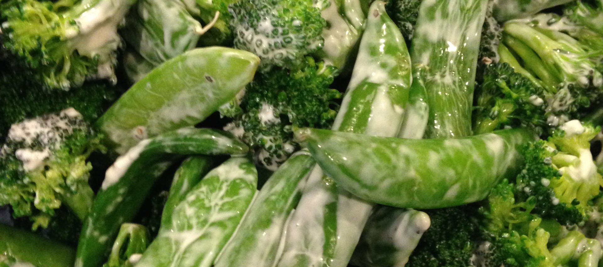 Chilled Broccoli & Snap Peas with Creamy Tarragon Dressing