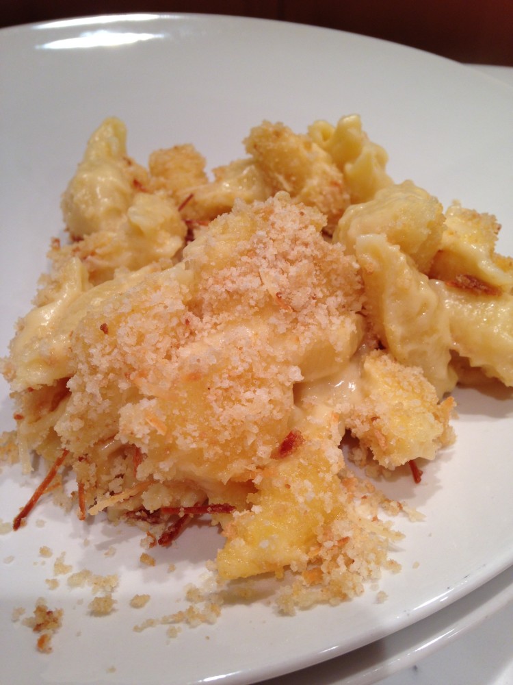 Classic Baked Macaroni & Cheese