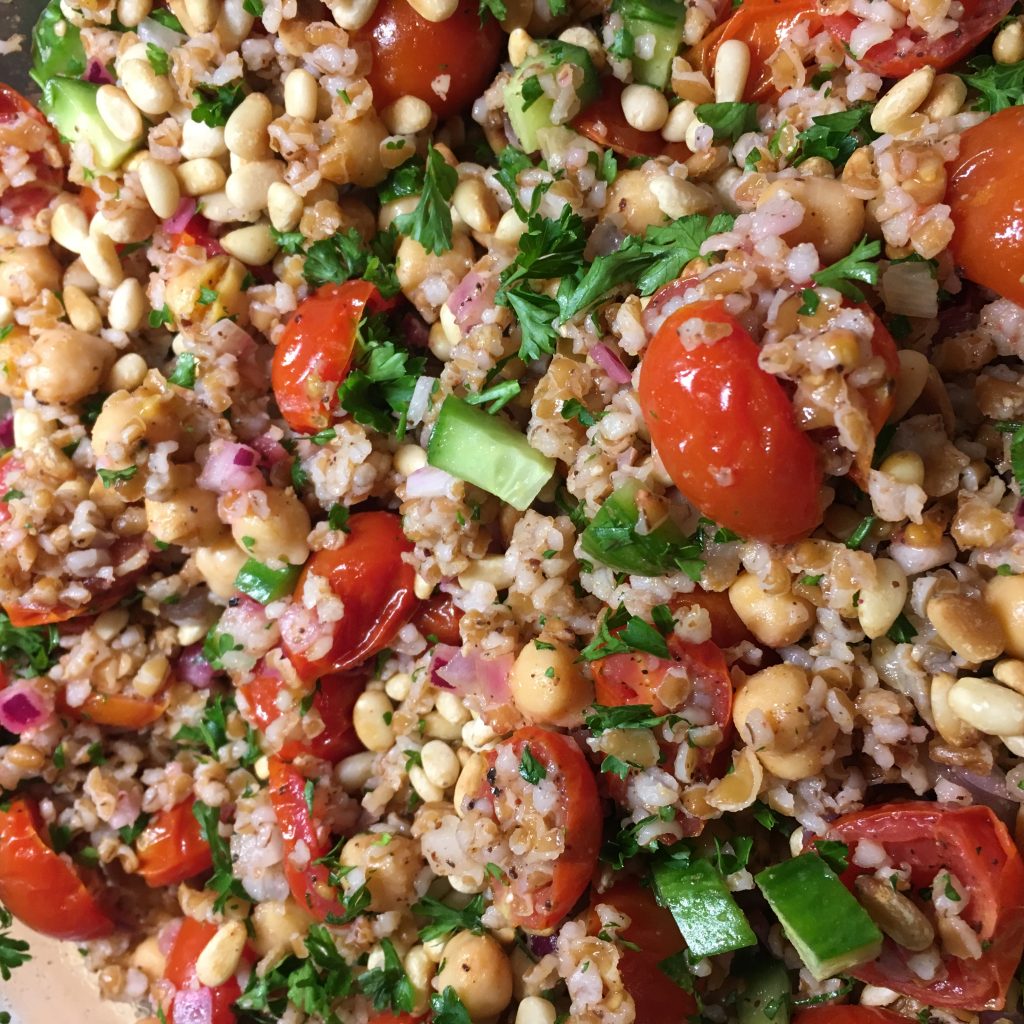 Middle Eastern Roasted Tomatoes and Chickpeas with Bulgur