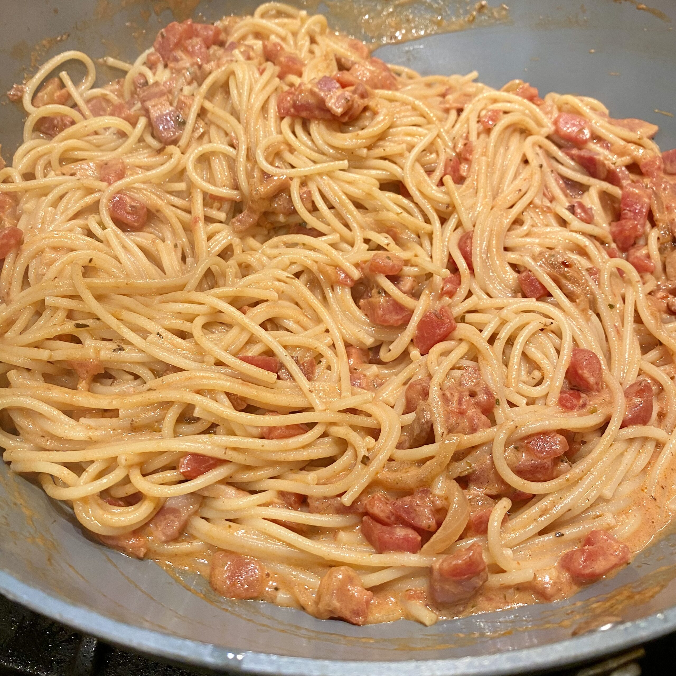 Creamy Chilli, Bacon And Tomato Spaghetti - Blythes Blog